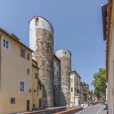 Apartment Palazzo Poggi *