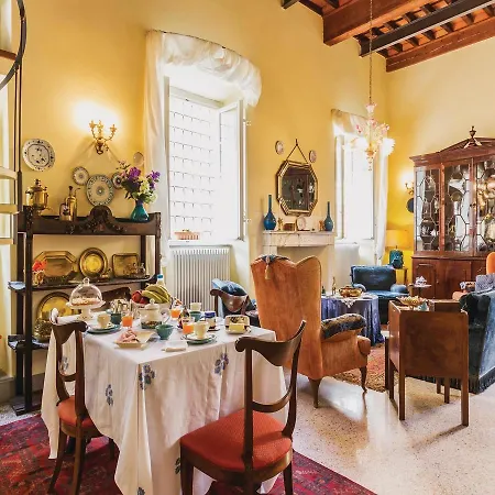 Palazzo Poggi Apartment